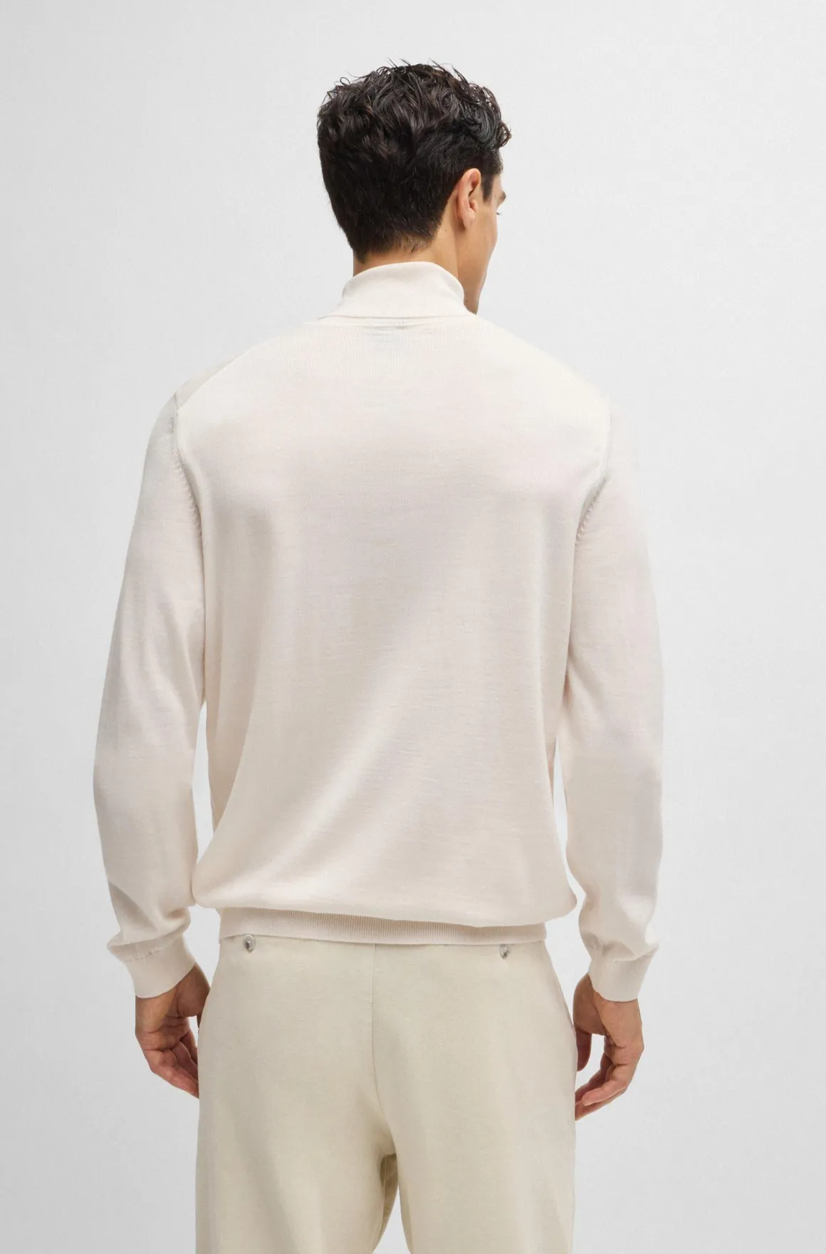 Maglia dolcevita in lana