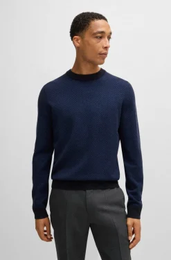 Maglia girocollo in lana e cotone.