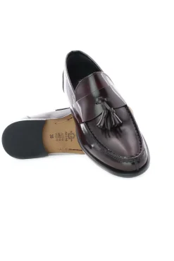 Mocassini in pelle con nappine