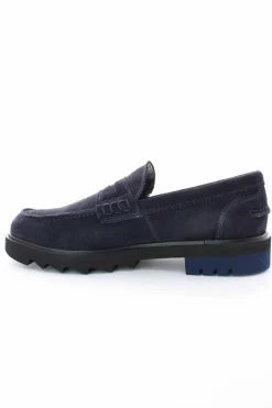 Mocassino in pelle scamosciata suola carro armato.