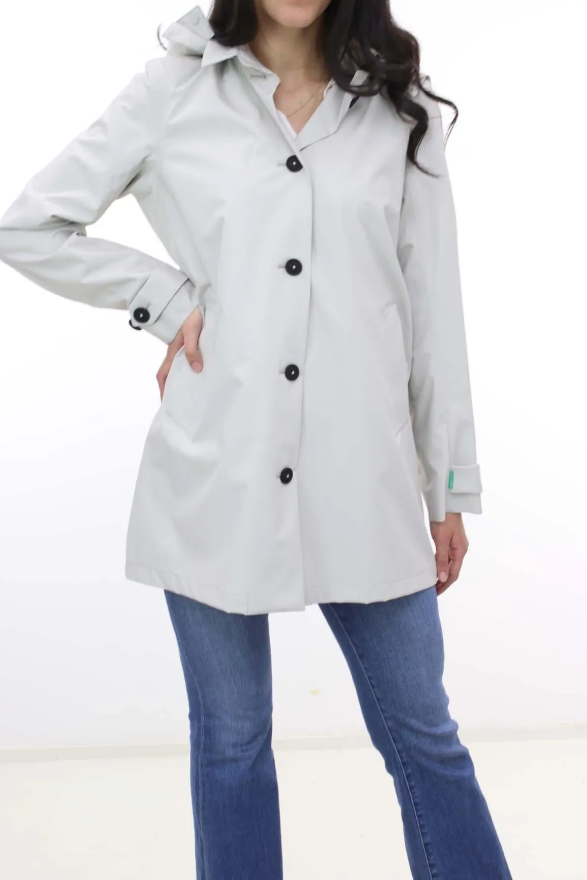 Trench impermeabule con cappuccio